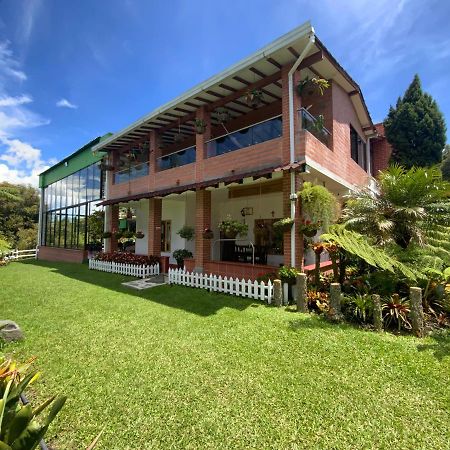 Finca Hotel 12 Palmas- Aeropuerto Jmc Rionegro Eksteriør billede
