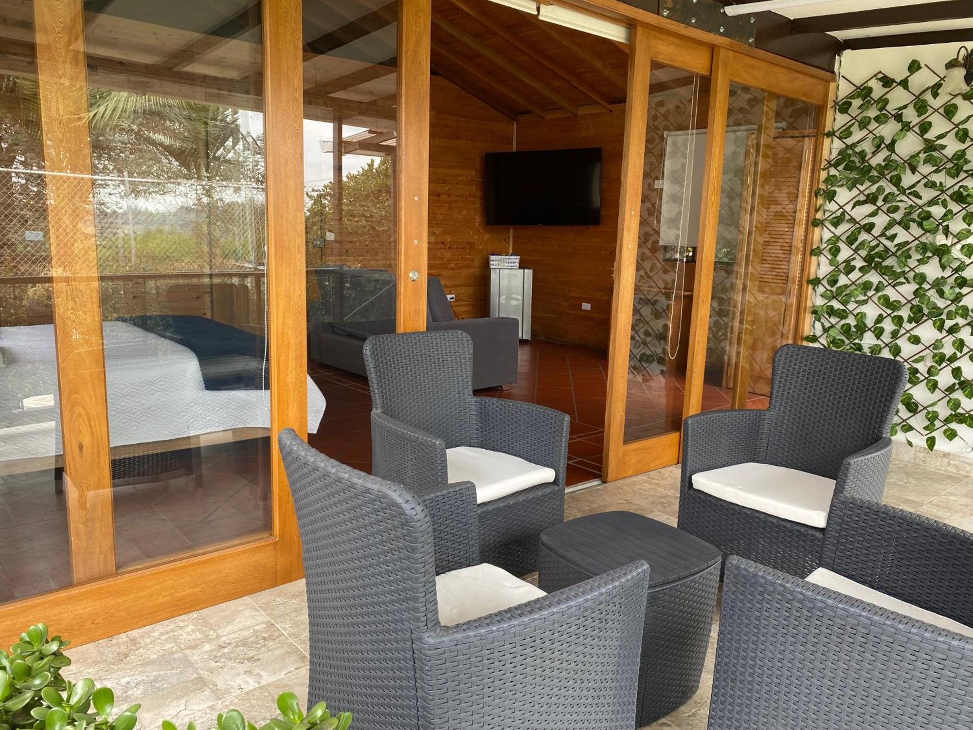 Finca Hotel 12 Palmas- Aeropuerto Jmc Rionegro Eksteriør billede